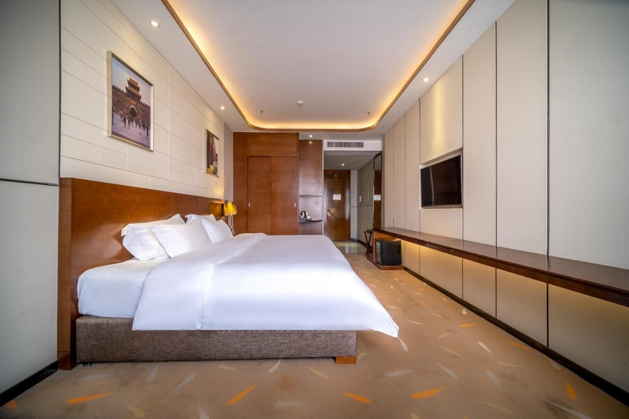 Relteem Hotel Zhongshan  Zewnętrze zdjęcie