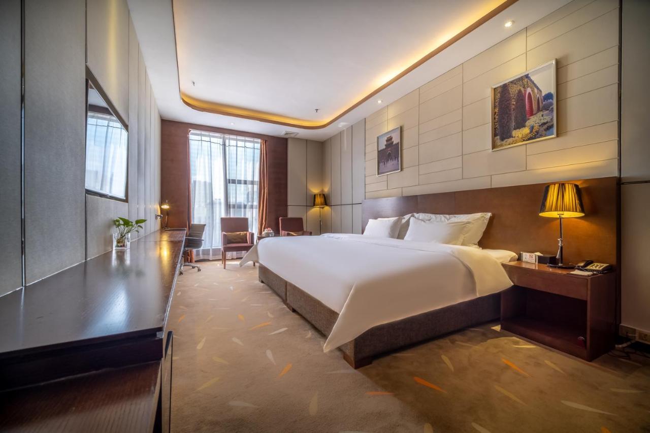 Relteem Hotel Zhongshan  Zewnętrze zdjęcie