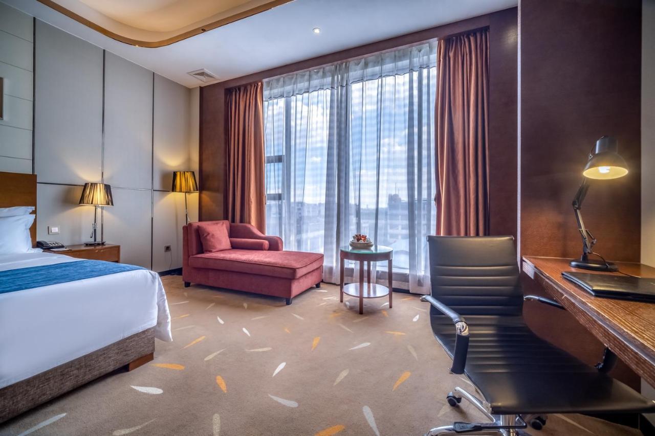 Relteem Hotel Zhongshan  Zewnętrze zdjęcie