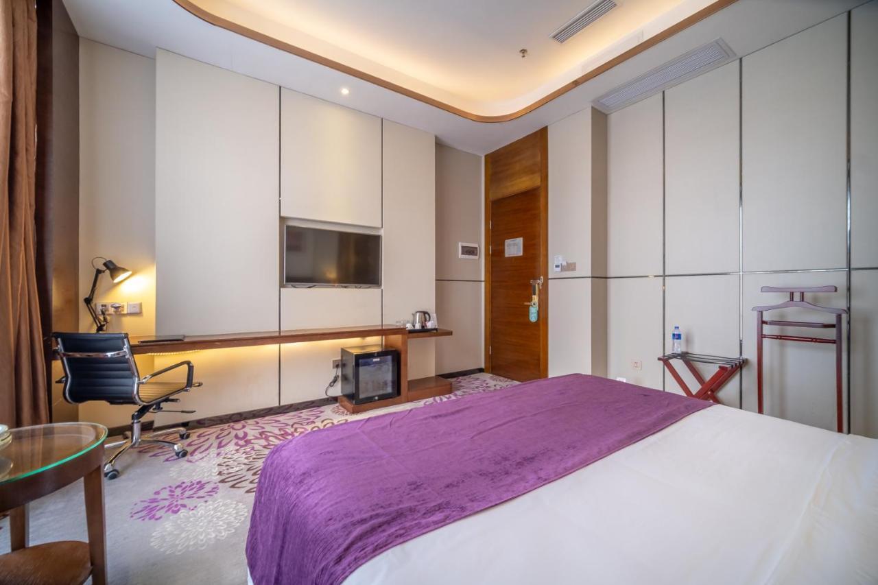 Relteem Hotel Zhongshan  Zewnętrze zdjęcie