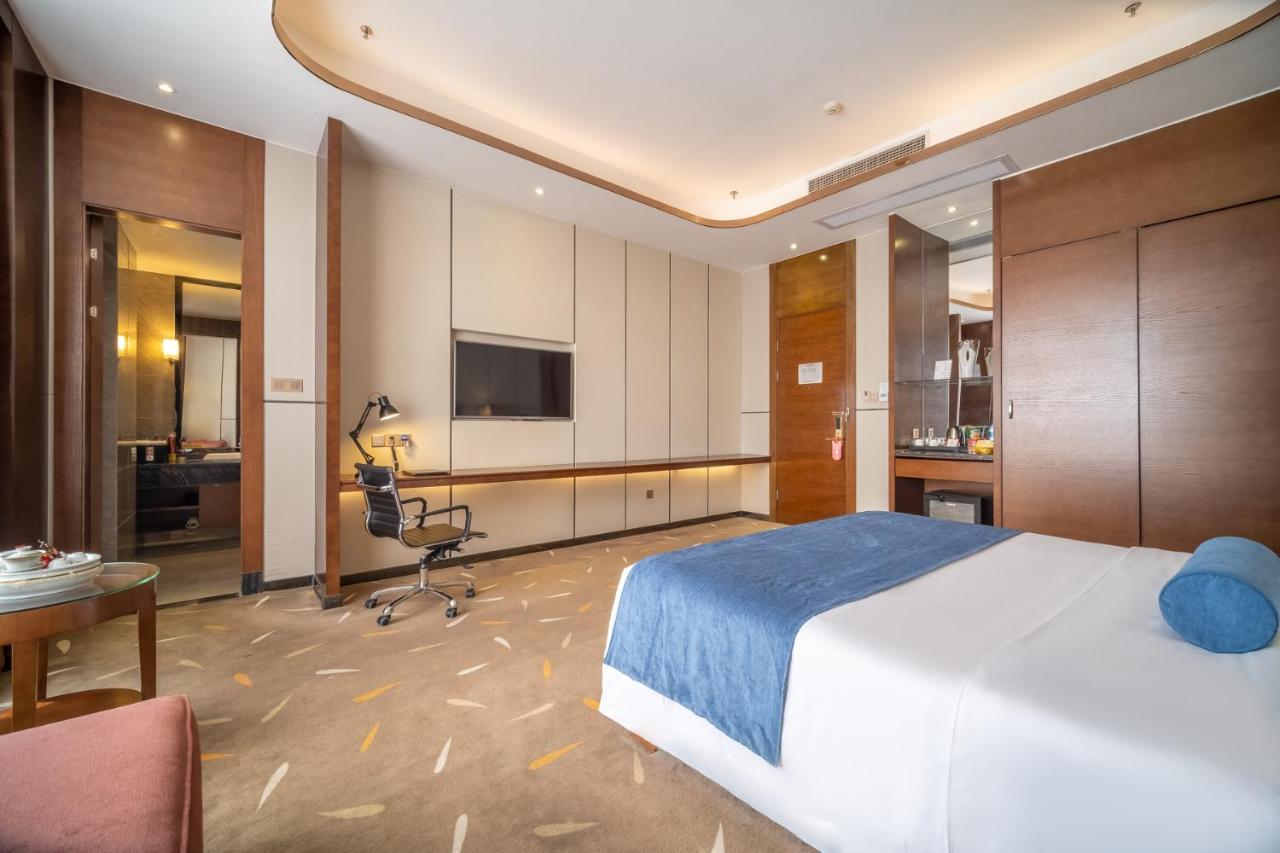 Relteem Hotel Zhongshan  Zewnętrze zdjęcie