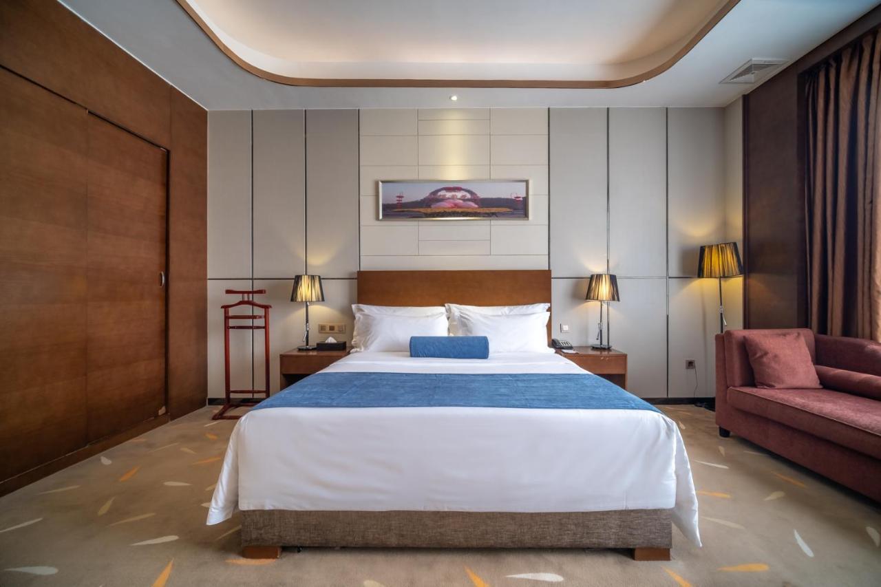Relteem Hotel Zhongshan  Zewnętrze zdjęcie